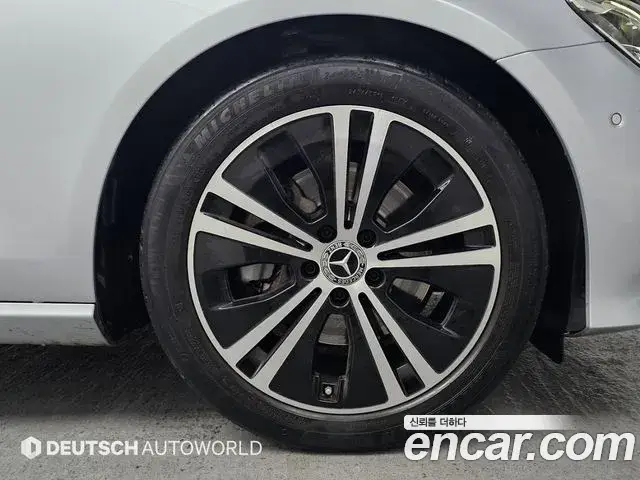 Mercedes-Benz E-Class, 2020