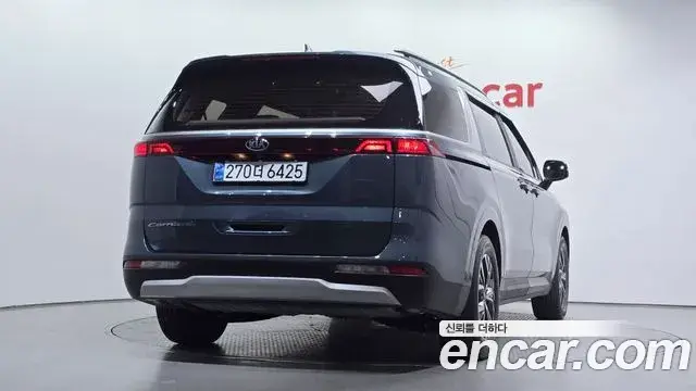 Kia Carnival, 2021