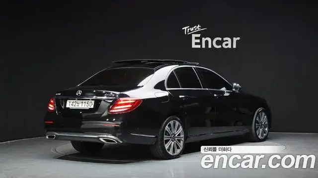 Mercedes-Benz E-Class, 2020