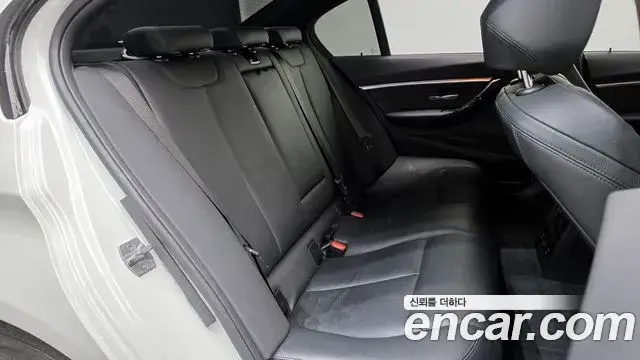 BMW 3 Series, 2018