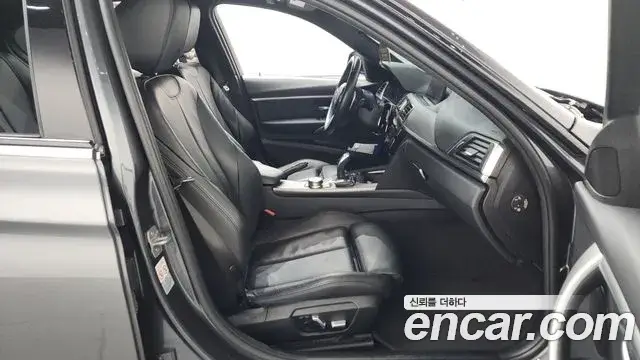 BMW 3 Series, 2018