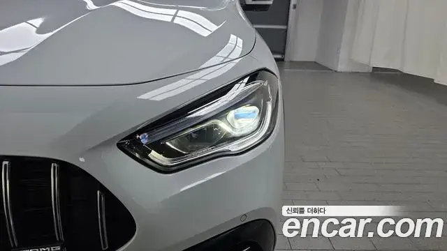Mercedes-Benz GLA-Class, 2021