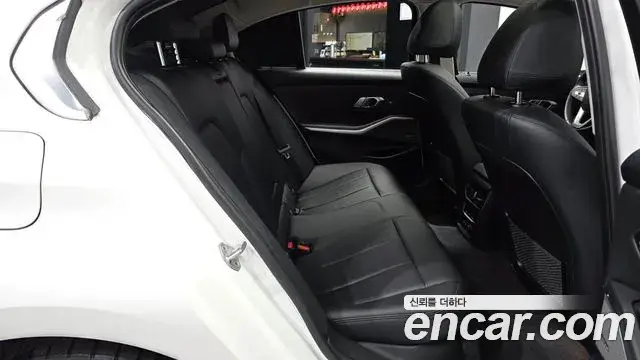 BMW 3 Series, 2019