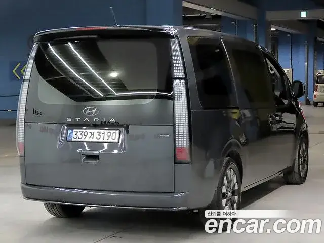 Hyundai Staria, 2021
