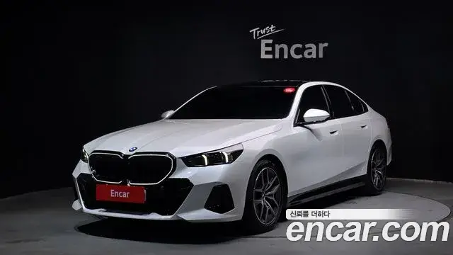 BMW 5 Series, 2025