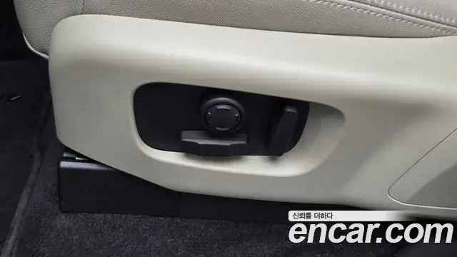 Land Rover Discovery 5, 2018