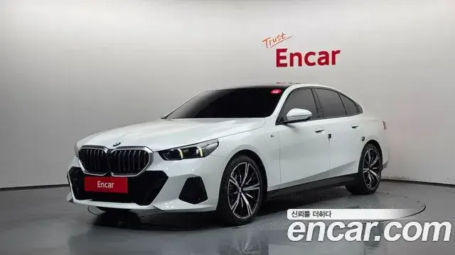 BMW 5 Series, 2025