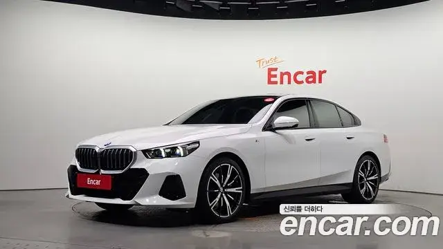 BMW 5 Series, 2024