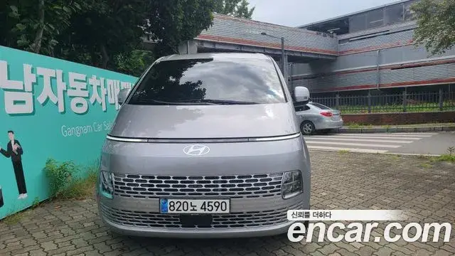 Hyundai Staria, 2024