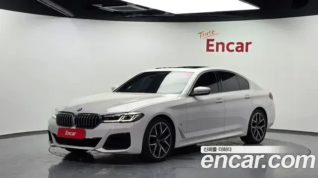 BMW 5 Series, 2022
