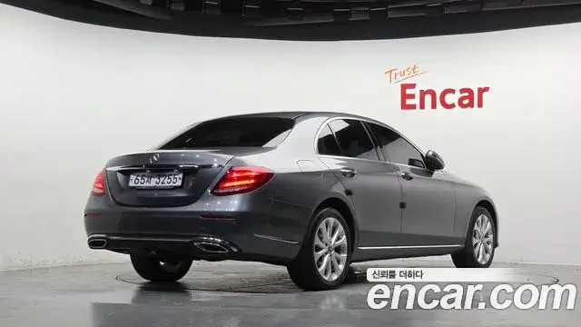 Mercedes-Benz E-Class, 2018