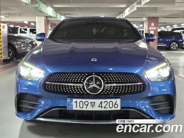 Mercedes-Benz E-Class, 2022