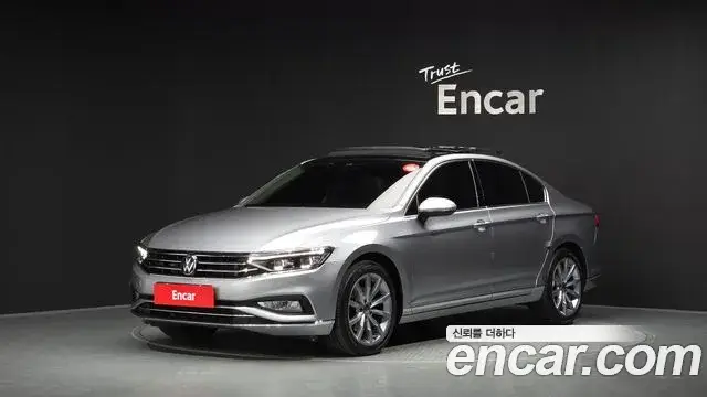 Volkswagen Passat GT, 2022