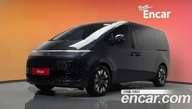 Hyundai Staria, 2023