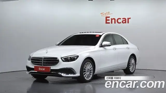 Mercedes-Benz E-Class, 2023