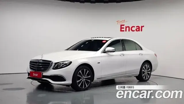 Mercedes-Benz E-Class, 2020