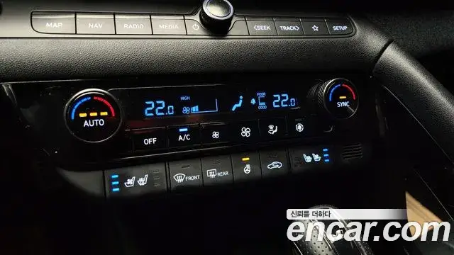 Hyundai The New Avante Hybrid, 2022