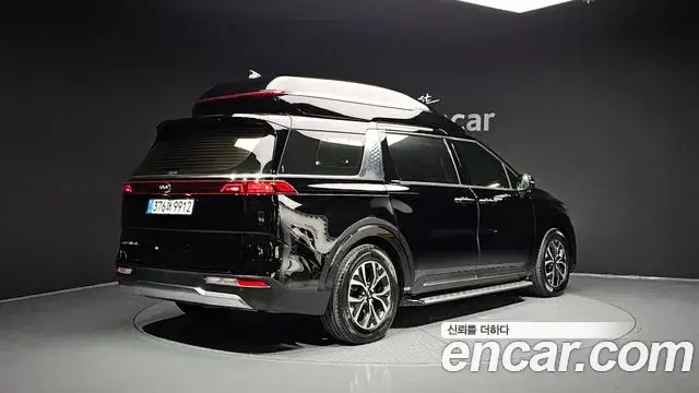 Kia Carnival, 2021