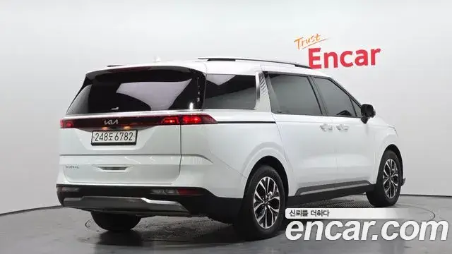 Kia Carnival, 2022