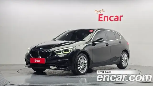 BMW 1 Series, 2021