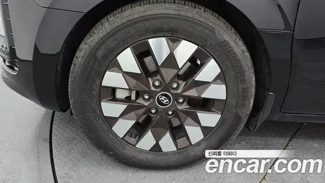 Hyundai Staria, 2021