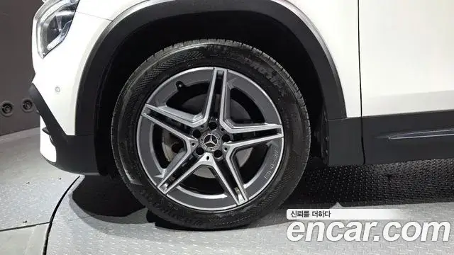 Mercedes-Benz GLB-Class, 2021
