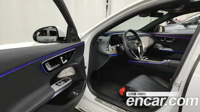 Mercedes-Benz E-Class, 2025