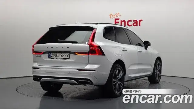 Volvo XC60, 2021