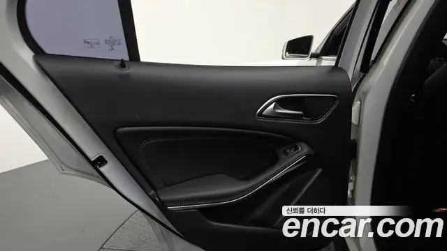 Mercedes-Benz GLA-Class, 2018