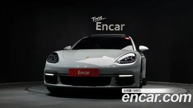 Porsche Panamera, 2018
