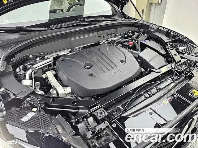 Volvo XC60, 2026