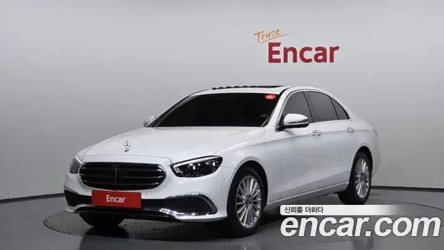 Mercedes-Benz E-Class, 2022