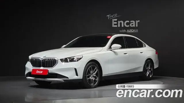 BMW 5 Series, 2023
