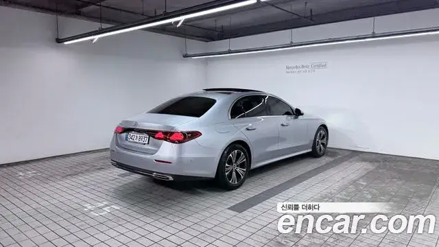 Mercedes-Benz E-Class, 2024