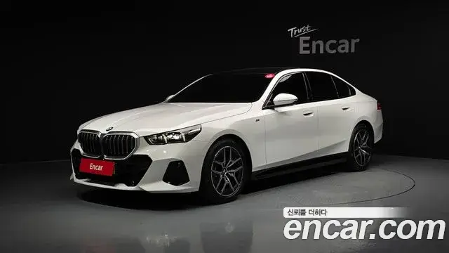 BMW 5 Series, 2025