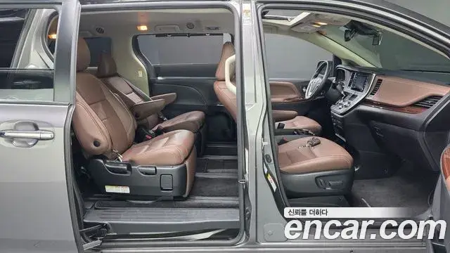 Toyota Sienna, 2018