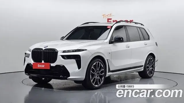 BMW X7, 2025
