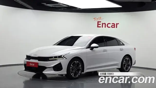 Kia K5, 2022