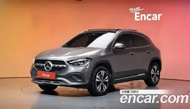 Mercedes-Benz GLA-Class, 2021
