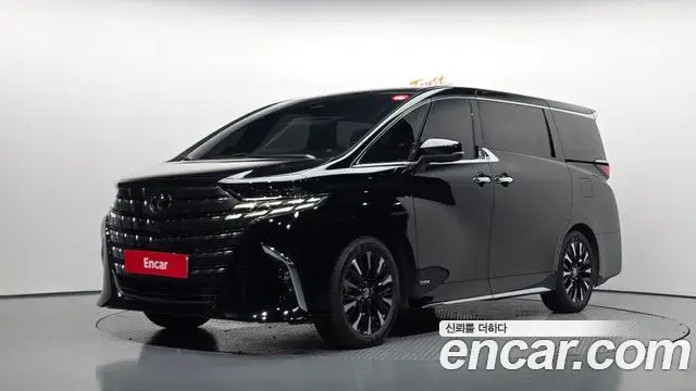 Toyota Alphard, 2025