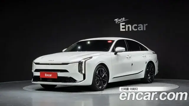 Kia K8, 2025