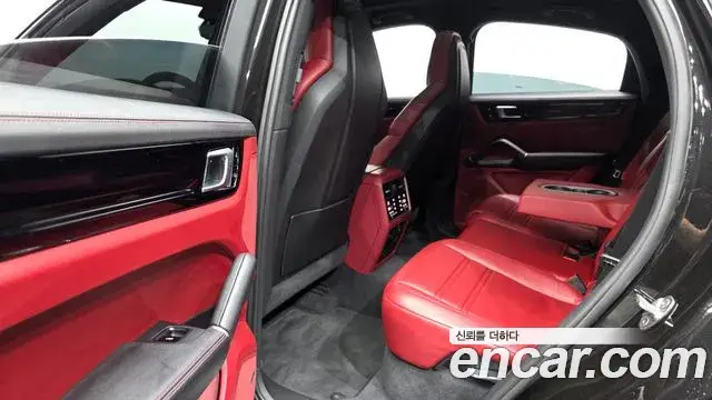 Porsche Cayenne, 2020