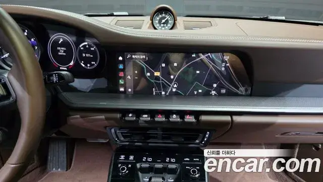 Porsche 911, 2024