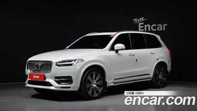 Volvo XC90, 2022