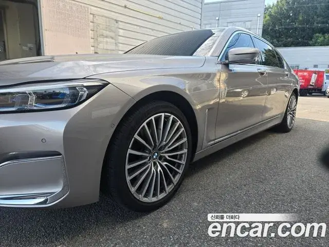 BMW 7 Series, 2021
