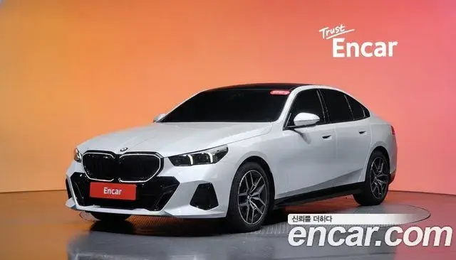 BMW 5 Series, 2025