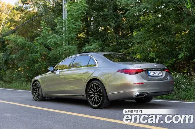 Mercedes-Benz S-Class, 2024