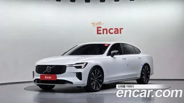 Volvo S90, 2025
