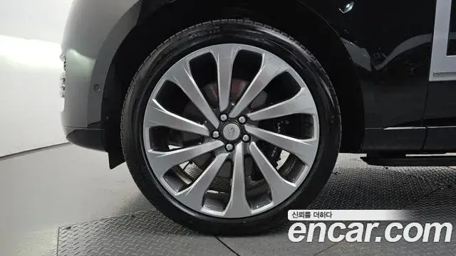 Land Rover Range Rover, 2023