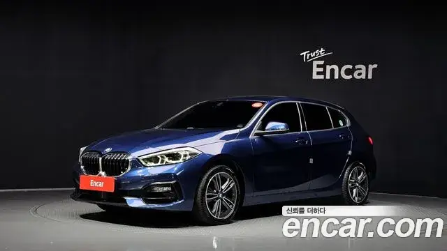 BMW 1 Series, 2022
